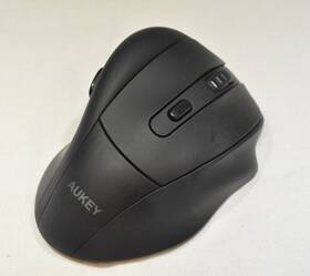 Aukey Km-w9 Wireless 6 Button Optical Ergonomic Gaming Mouse 4800 Dpi - Works
