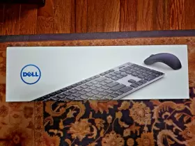 Mumic2p1m Del Dell Premier Wireless Keyboard And Mouse Km717 Usb Wireless/bluetoothl