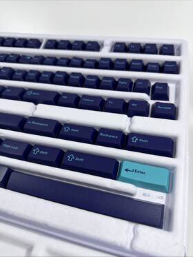 Gmk N28646282 Drop Laser Synthwave M170 Base Kit - Abs Doubleshot Cherry Profile Keycaps