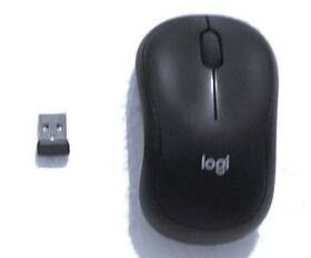 Logitech 910-006127 1 M220 Wireless Optical Mouse With Usb Nano Receiver Only One Owner