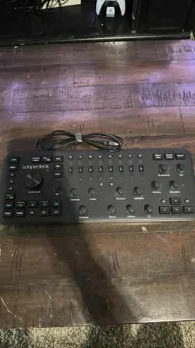 Ldl-1801 Logitech Loupedeck Live Console For Creative Work
