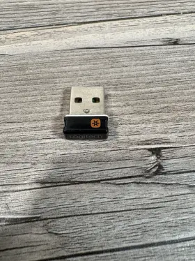 Lz426bs-dj Logitech M/n C-u0007 Usb Receiver Dongle