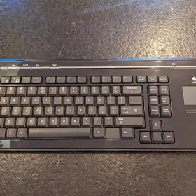 Y-x5a77 Logitech Bluetooth Keyboard