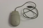 Apple M2706 922-2733 Destop Bus Mouse Ii W/warranty. Price: $25.00.