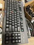 Ibm RT3200 5NTW Trackpoint PS/2 Keyboard 37L0888 Missing Keys. Price: $89.90.