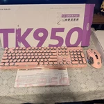 Seunkwang Eweadn Pink Mechanical Backlit Gaming Keyboard & Rgb Mouse 104-KEY New Open. Price: $99.99.