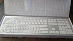 Seenda WGJP-031B Wireless Keyboard And Mouse Combo Sliver/white SK38 New. Price: $15.00.