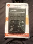 Manhattan 178846 Numeric Wireless Keypad, 18 Keys, Black - New W/ Battery. Price: $22.99.